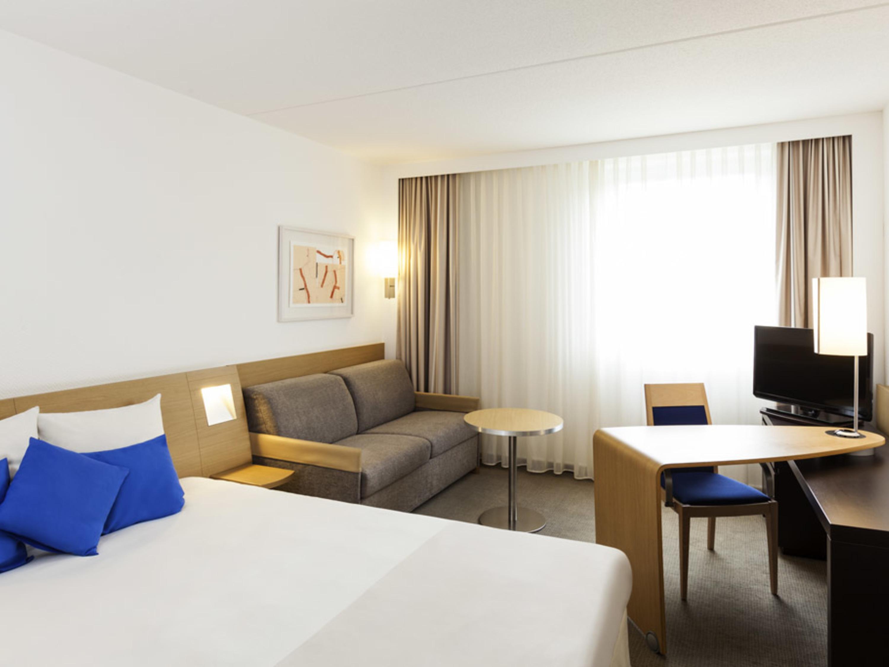 Novotel Centre Hotel 4*